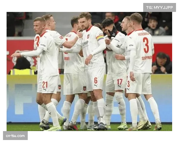 RB莱比锡对阵沃尔夫斯堡比赛即将进行，两队历史交锋记录显示主队占优